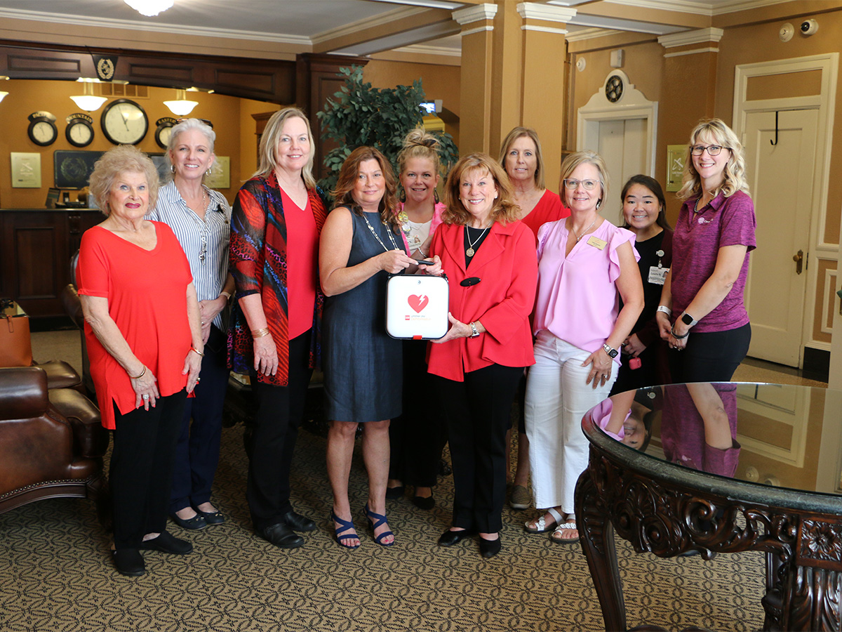 Wear Red for Women committee donates AED to Hotel Bothwell News