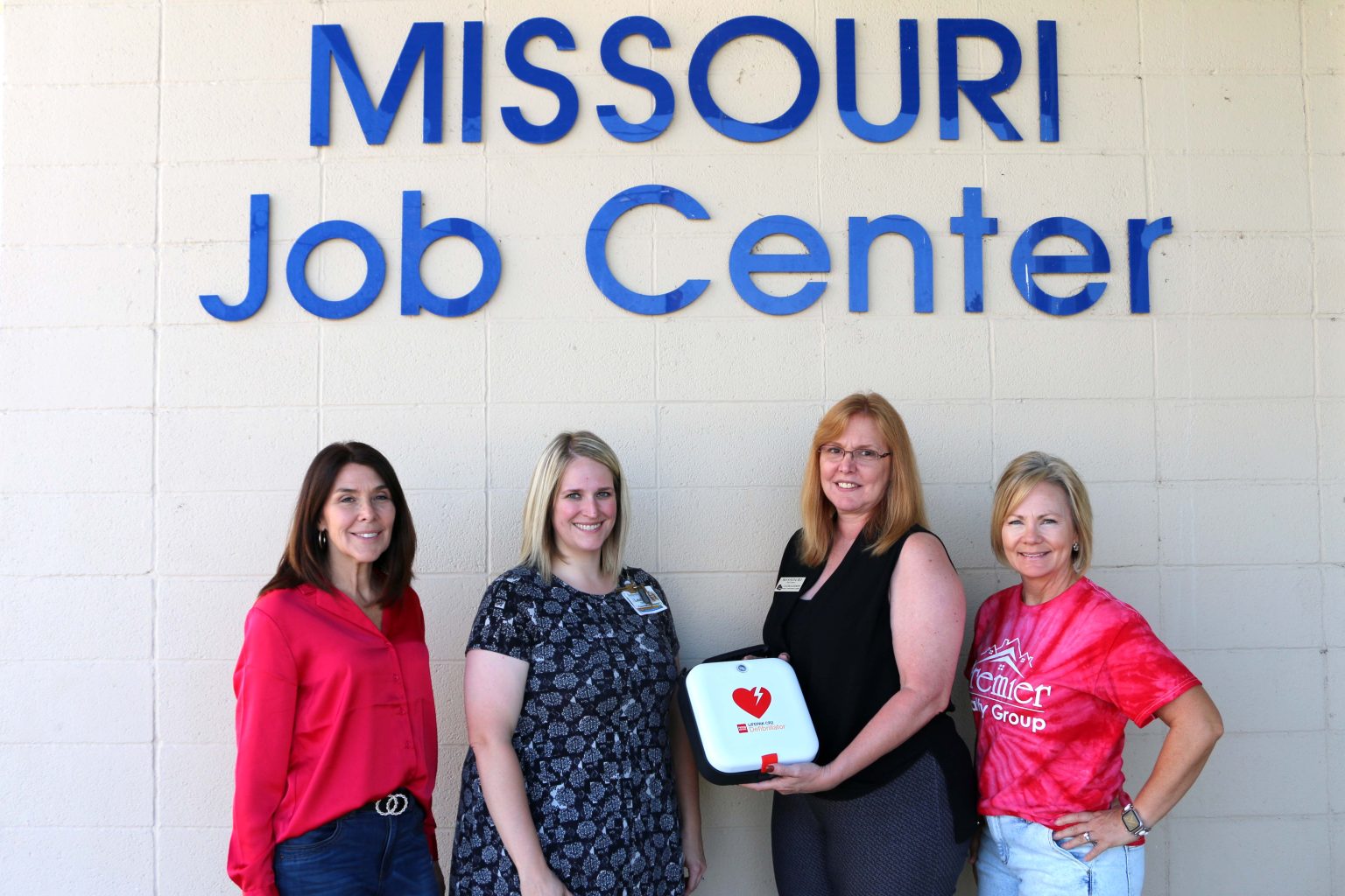 Wear Red for Women donates AED to Missouri Job Center News & Events